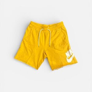Nike Club Alumni French Terry Shorts Mens XL